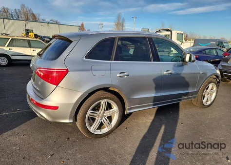 2010 Audi Q5 Premium Plus z USA, uszkodzony, nr VIN WA1MKAFP8AA085777